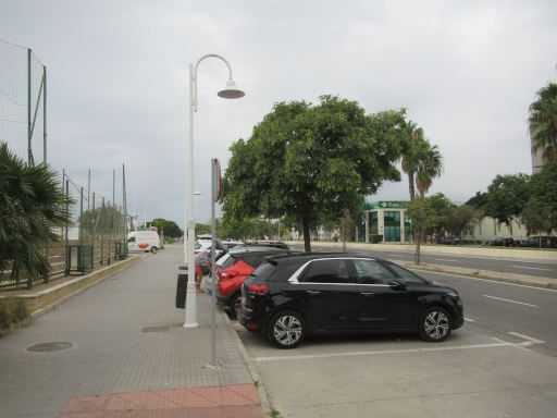 VIII Traves&iacute;a Solidaria Aliquindoi 2026, M&aacute;laga, Spanien, kostenlose Parkpl&auml;tze, Calle Pac&iacute;fico, 29004 M&aacute;laga