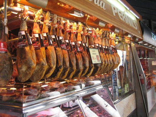 Mercat de la Boqueria, Barcelona, spanischer Serrano Schinken, ein Stück 58,– €