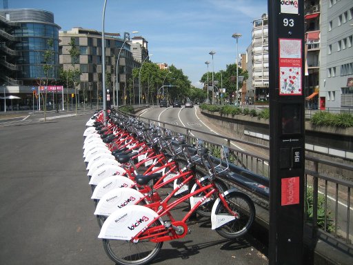 Nahverkehr, U–Bahn, Straßenbahn, S–Bahn, Bus, Fahrräder, Barcelona, Spanien, Fahrräder von Bicing