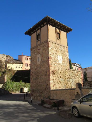 Molina de Aragón, Spanien, Turm am Plaza de Puerta de Baño