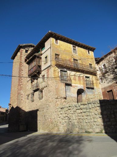 Molina de Aragón, Spanien, Mehrzweckgebäude am Plaza de Puerta de Baño