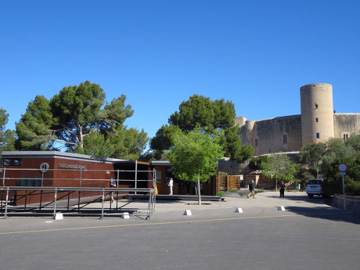 Castell de Bellver, Palma de Mallorca, Mallorca, Spanien, Schalter Eintrittskarten und Cafetería