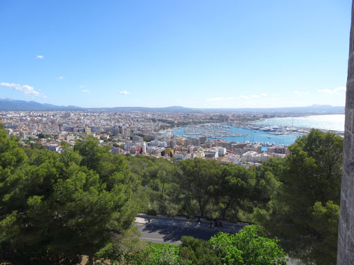 Castell de Bellver, Palma de Mallorca, Mallorca, Spanien, Ausblick Richtung Hafen und Palma de Mallorca