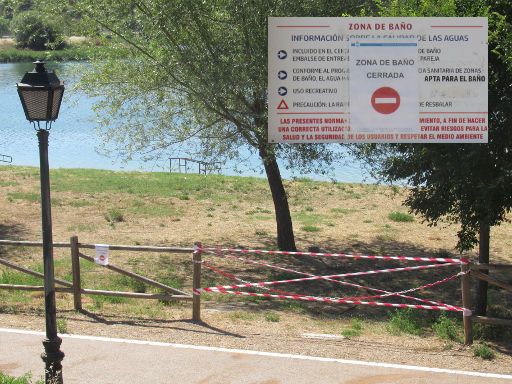 Stausee Entrepeñas, Pareja, Spanien, Badezone am 27.06.2020 gesperrt