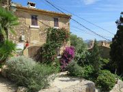 Pollença, Mallorca, Spanien, Haus an der Treppe zum Kalvarienberg