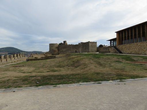 Burg von Ponferrada, Spanien, leerer Burg Innenhof