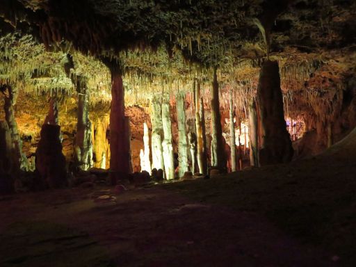 Cuevas dels Hams, Porto Cristo, Mallorca, Spanien, klassische Höhle mit neutraler Beleuchtung