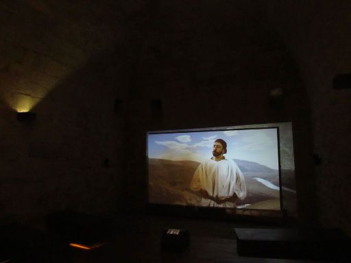 Burg, Puebla de Sanabria, Spanien, Videovorführung im Keller vom Torre del Homenaje