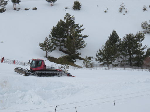 Skigebiet, Valdesquí, Spanien, PistenBully® im April 2018