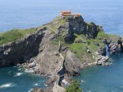 San Juan de Gaztelugatxe, Spanien, Blick auf die Insel vom Aussichtspunkt