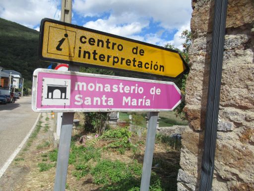 Monasterio de Santa Mar&iacute;a, San Mart&iacute;n de Casta&ntilde;eda, Spanien, Hinweisschild direkt am Kloster