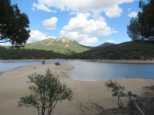 Stausee San Juan, San Martín de Valdeiglesias, Spanien, Playa de Madrid am 09.05.2023