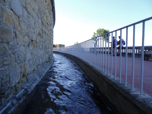 Monte Igueldo, Río misterioso, San Sebastian, Spanien, Kanal an der Wand