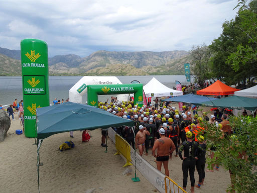 Lago de Sanabria, Schwimmwettbewerb 2019, Galende, Provinz Zamora, Spanien, Start– Zielbereich am Ufer
