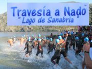 Lago de Sanabria, Schwimmwettbewerb 2022, Galende, Provinz Zamora, Spanien, Start– Zielbereich am Ufer