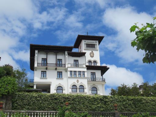 Santander, Spanien, historische Villa an der Avenida Reina Victoria