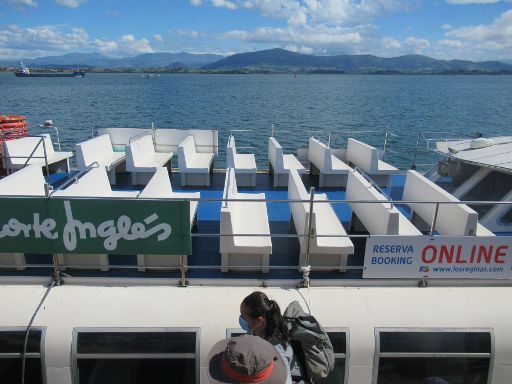 Hafenrundfahrt, Santander, Spanien, Ausflugsboot Regina Deciomo Sitzplätze auf dem Oberdeck