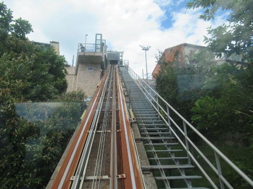 Standseilbahn Río de la Pila, Santander, Spanien, Blick auf die Strecke von der Kabine