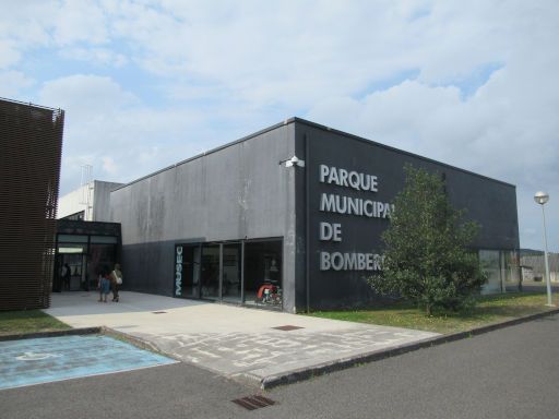 VIII Traves&iacute;a a nado, Bomberos, Semana Grande de Santander, 2026 Schwimmwettbewerb, Spanien, Parque Municipal de Bomberos, Calle Jos&eacute; Estra&ntilde;i 1, 39011 Santander