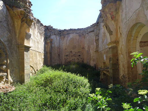 Sarnago, Soria, Spanien, Innenansicht ehemalige Kirche