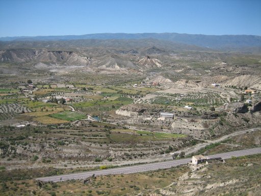 Sierra de Alhamilla, Andalusien, Spanien, Ausblick auf das Tal von der Burg Ruine