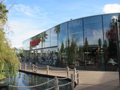 Tony Roma’s®, Spanien, Filiale im Oasiz Einkaufszentrum, Avenida Premios Nobel 5, 28850 Torrejón de Ardoz, Spanien