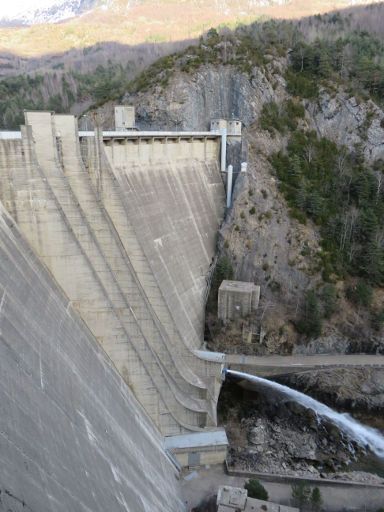 Region Tena Tal, Spanien, Staudamm