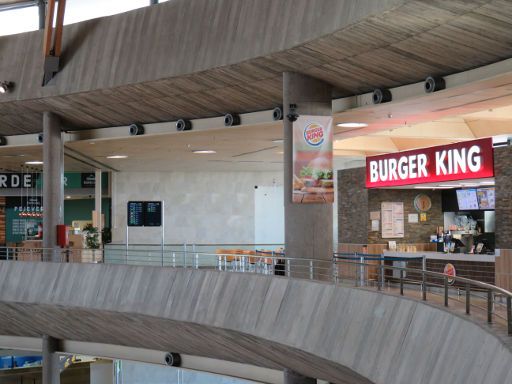 Flughafen Teneriffa, TFN, Spanien, BURGER KING® im Wartebereich beim Duty Free Shop