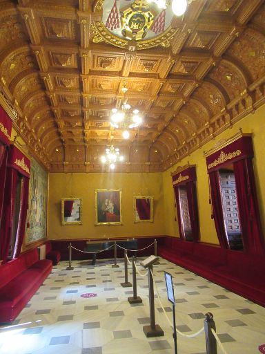 Real Colegio Doncellas Nobles, Toledo, Spanien, großer Saal mit Klavier