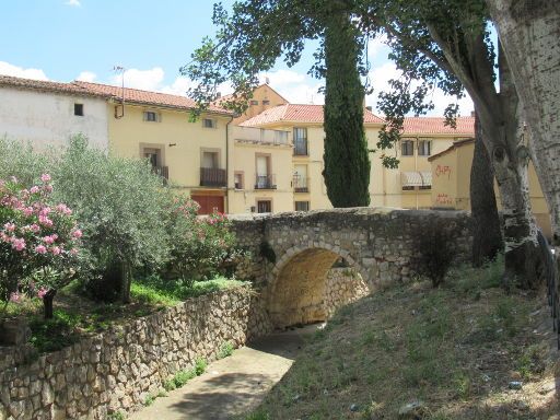 Torrelaguna, Spanien, Brücke über ausgetrockneten Bach