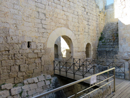 Burg von Peñafiel, Valladolid, Spanien, Eingang in die Burg