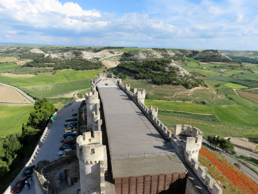 Burg von Peñafiel, Valladolid, Spanien, südlicher Innenhof, heute Weinmuseum