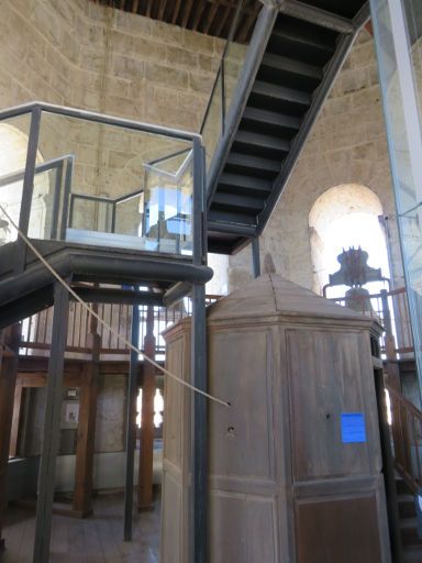 Kathedrale, Valladolid, Spanien, Glocken und Treppenaufgang zur Turmspitze