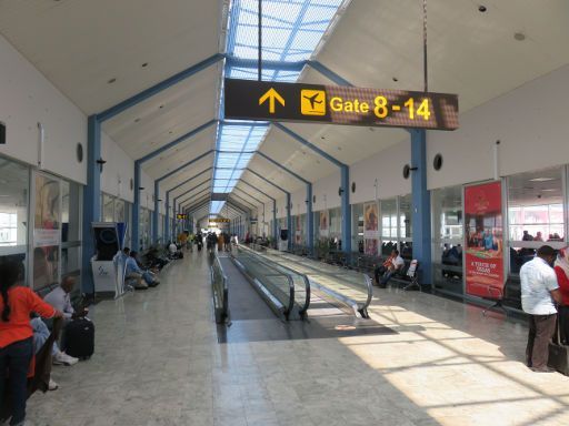 Colombo, Sri Lanka, Deutschland, Flughafen CMB Airport, Terminal Ankunft mit Rollsteig