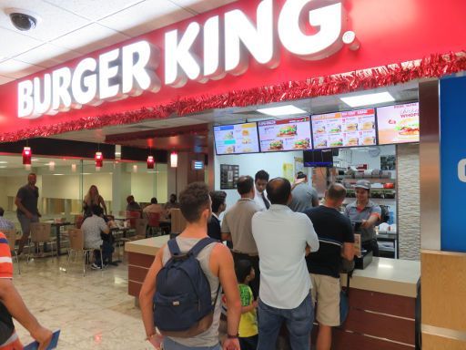 Colombo, Sri Lanka, Deutschland, Flughafen CMB Airport, BURGER KING® im Abflugbereich