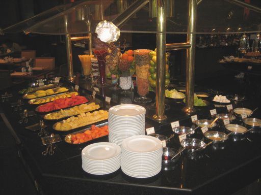 Century Park Hotel Bangkok, Thailand, Nur ein Teil vom Frühstücksbuffet