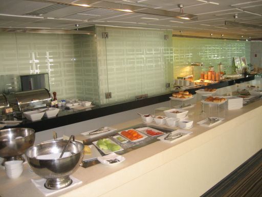 Le Fenix Sukhumvit Hotel Bangkok, Thailand, Nur ein Teil vom Frühstücksbuffet