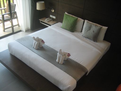 Aree Tara Resort, Ao Nang, Krabi, Thailand, Zimmer mit Doppelbett, kleinem Balkon