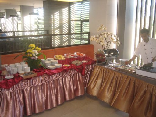 Aree Tara Resort, Ao Nang, Krabi, Thailand, ein Teil vom Frühstückbuffet