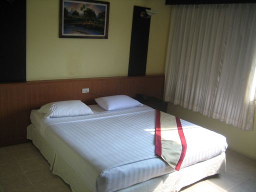New Day Night Hotel, Pattaya, Thailand, Standard Zimmer mit Doppelbett