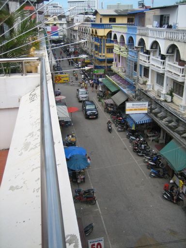 Penthouse Apartment, Pattaya, Thailand, Blick vom Balkon in Richtung South Pattaya Road