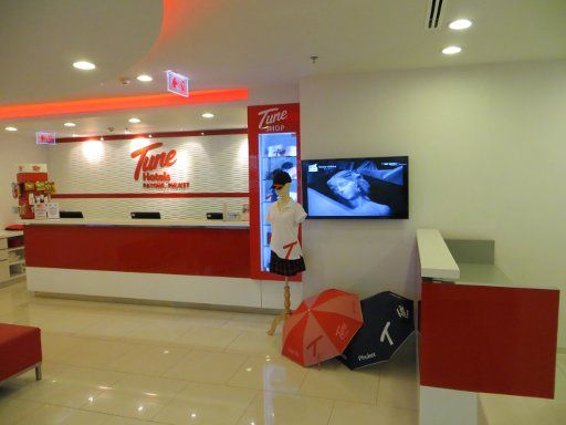 Tune Hotel, Patong, Phuket, Thailand, Empfangshalle