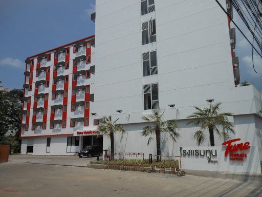 Tune Hotel, Pattaya, Thailand, Außenansicht