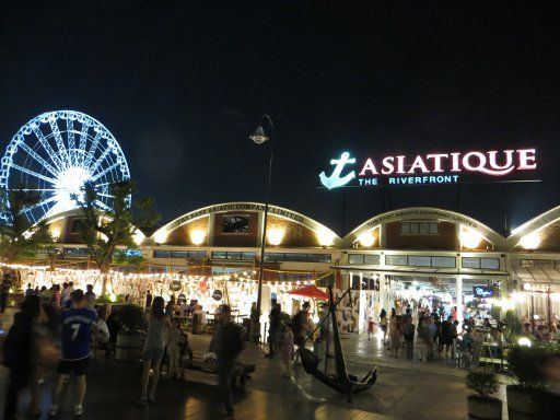 Asiatique, Bangkok, Thailand, Eingang am Chao Phraya Fluss