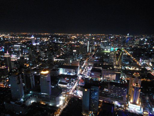 Baiyoke Sky Hotel, Bangkok, Thailand, Ausblick bei Nacht