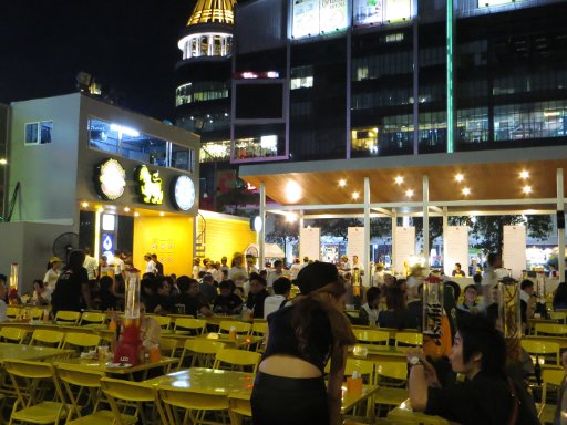 Bangkok, Thailand, Biergarten CentralWorld 2013, Singha Biergarten