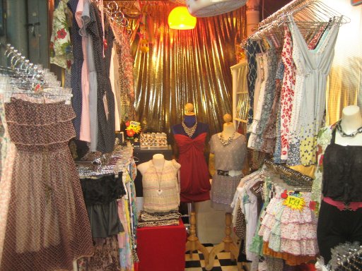 Bangkok, Thailand, Chatuchak Wochenendmarkt, Damenmode