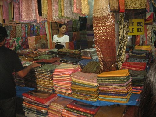 Bangkok, Thailand, Chatuchak Wochenendmarkt, Stoffe