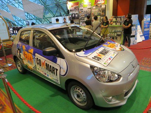 Commart Computer Messe 2013, Bangkok, Thailand, Autoverlosung Mitsubishi Mirage