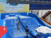 Bangkok, Thailand, Flow House™, Flowrider® mit zwei Bahnen